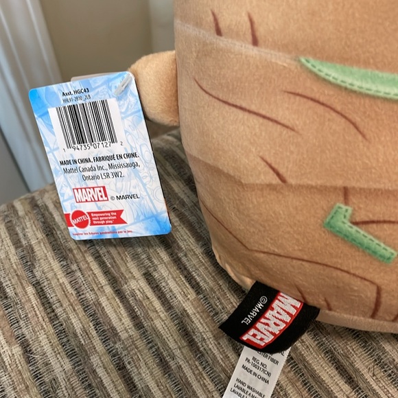 Groot mattel plushie - Picture 2 of 2